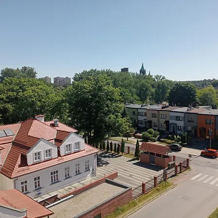 Cosy Place With Air Conditioning, Close To The Saturn Thermal Pools And The Airport Czeladź