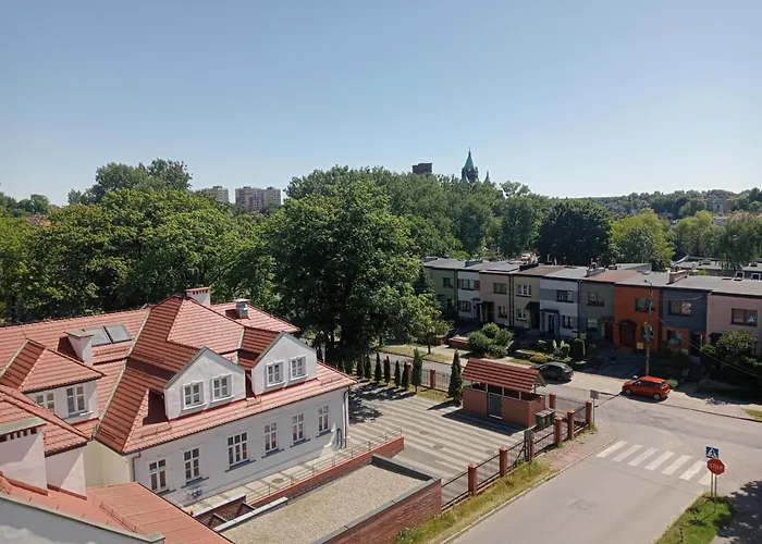 Cosy Place With Air Conditioning, Close To The Saturn Thermal Pools And The Airport Czeladź